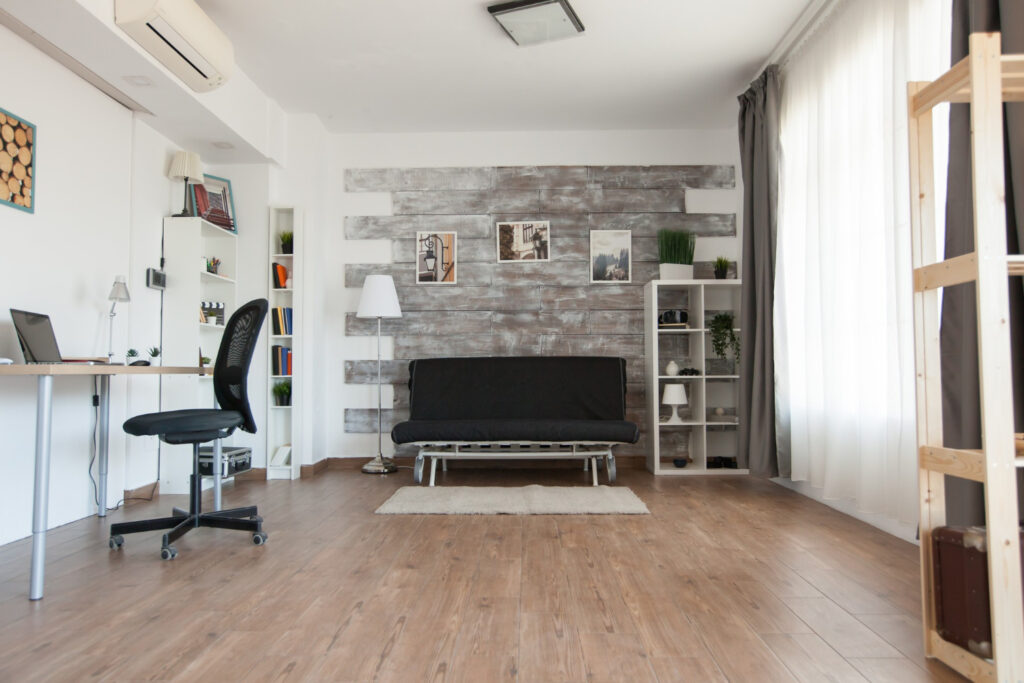 Luxury vinyl plank flooring in Cleveland Heights Ohio vs. Hardwood: Which Is Better? 2 Luxury vinyl plank flooring in Cleveland Heights Ohio Luxury vinyl plank flooring in Cleveland Heights Ohio Luxury vinyl plank flooring in Cleveland Heights Ohio 2 Luxury vinyl plank flooring in Cleveland Heights Ohio